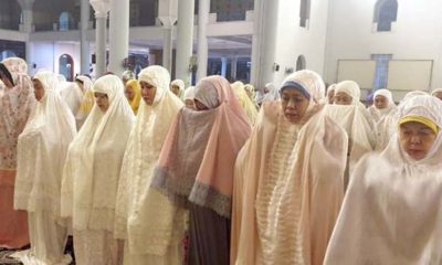 Khofifah Gelar Sholat Goib Untuk Mendiang BJ Habibie