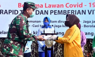 Dharma Pertiwi Daerah E Sebar Ratusan Vitamin dan Rapid Tes Massal di Lapangan Kodam Brawijaya